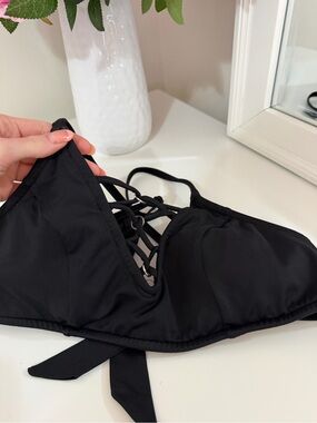 VENUS Black Strappy Bikini Top with Lace-Up Detail